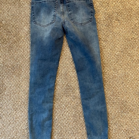 Free People ripped kness high rise skinny jeans 27 - Picture 3 of 11